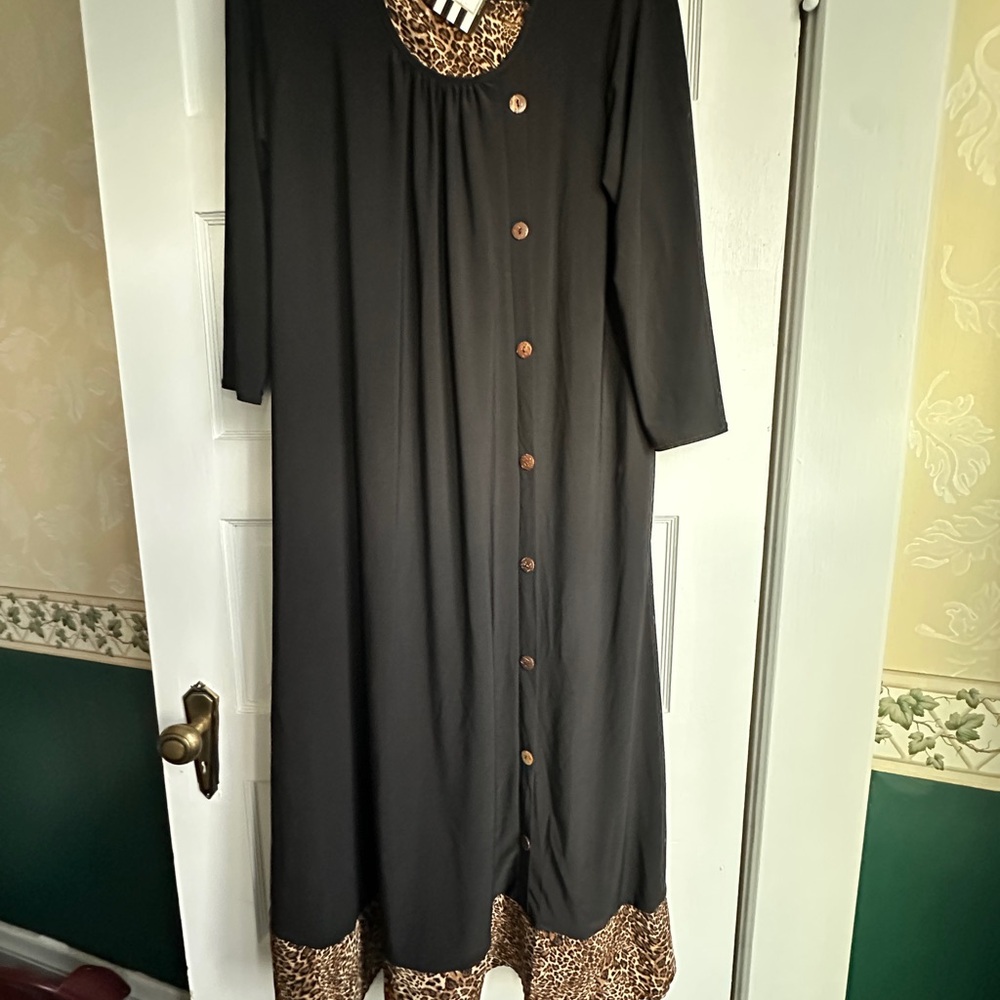 Elegant Black and Leopard Print Dress